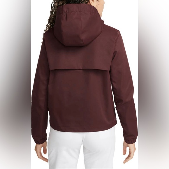 Nike Repel Water Repellent Jacket - Picture 2 of 16